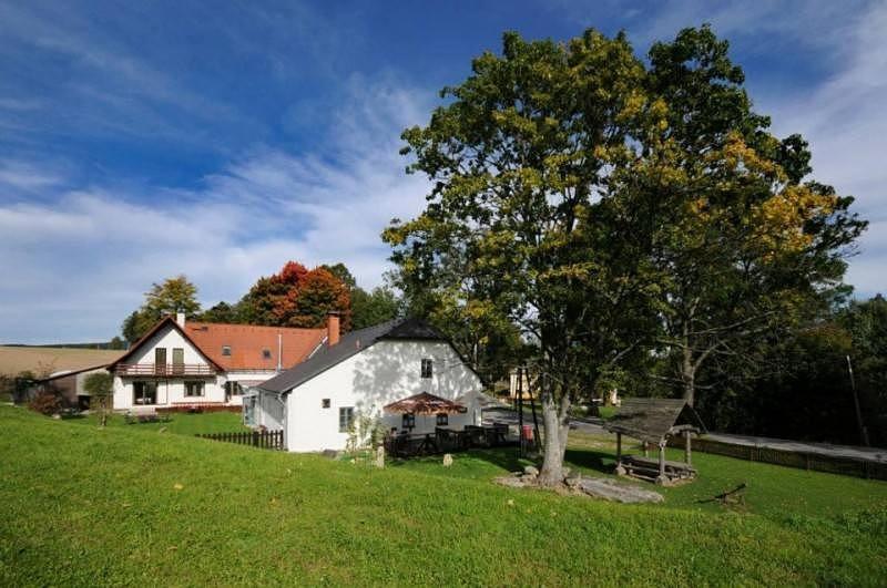 Aparthotel Tradicni Hostinec Sněžné Exterior foto